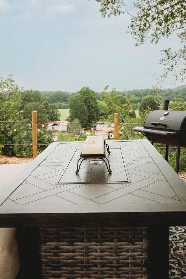 Hotel Waterfront Luxury Glamping Dome Rogersville Esterno foto