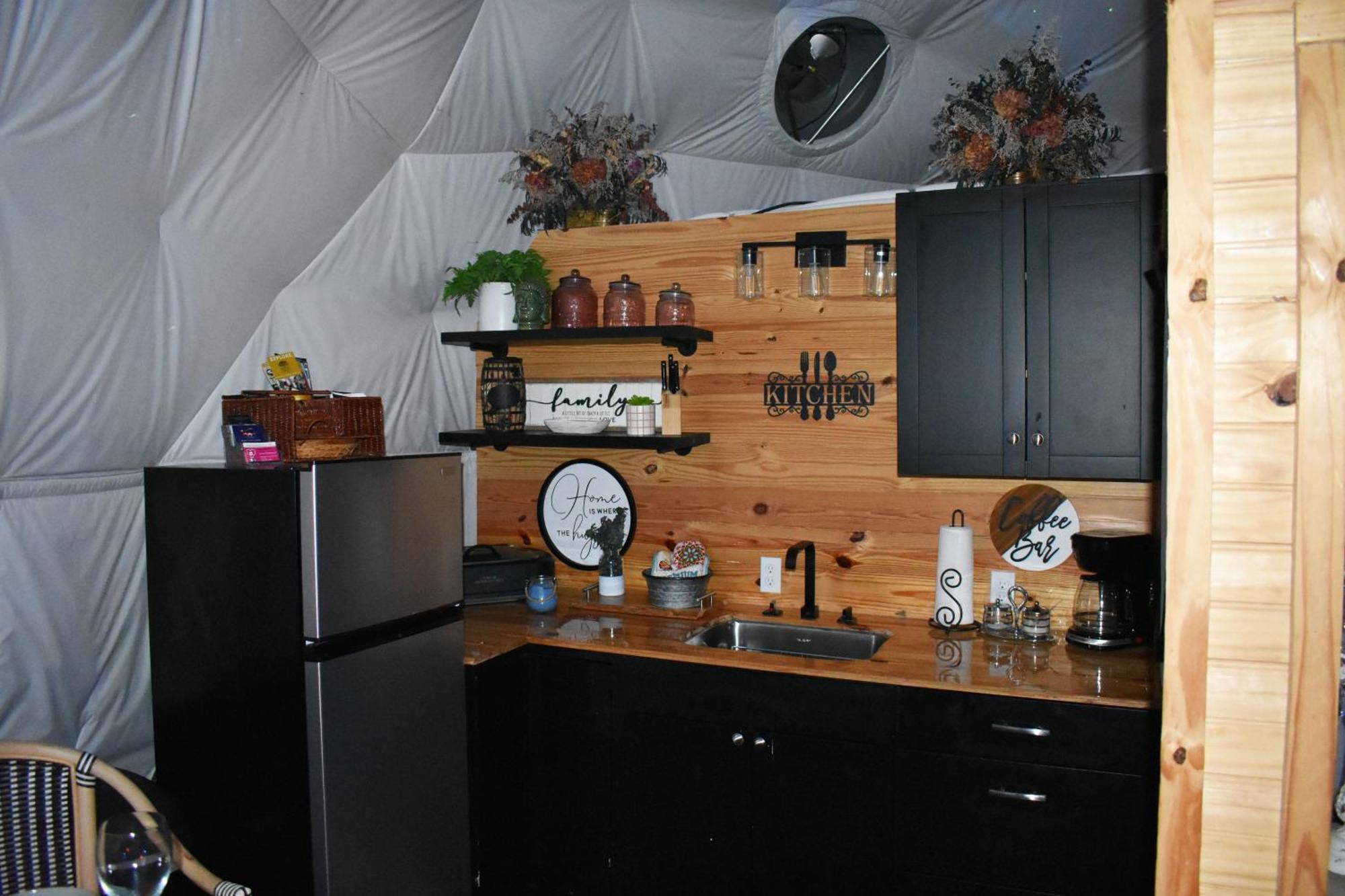 Hotel Waterfront Luxury Glamping Dome Rogersville Esterno foto